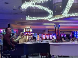 Dueling pianos casino show